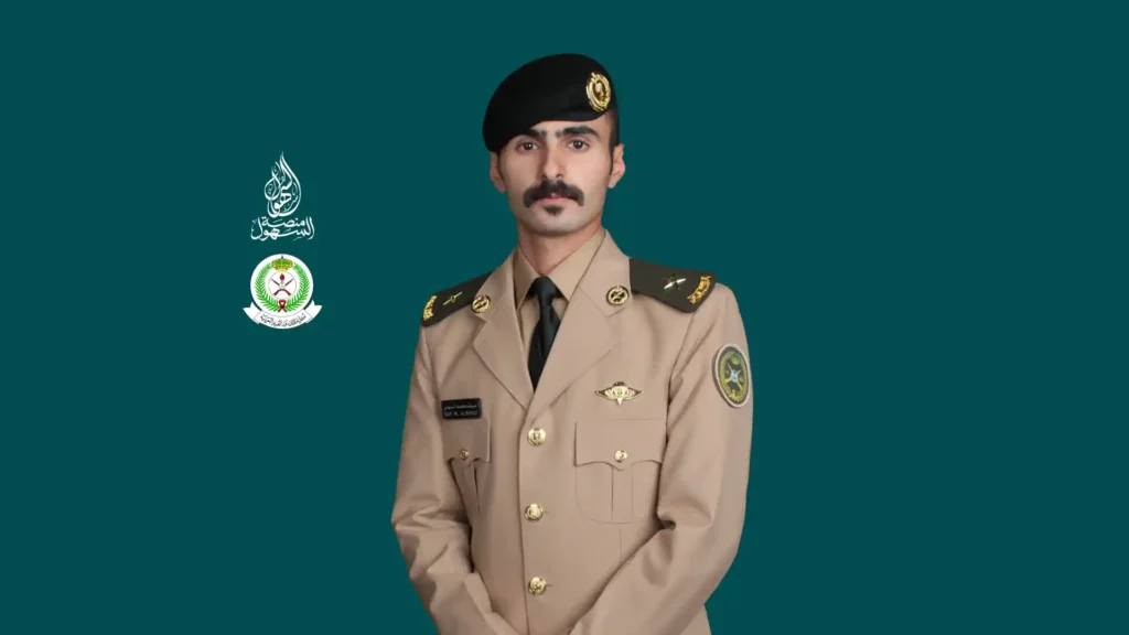 نبارك للملازم سيف بن محمد بن سيف الظهيري السهلي تخرجه من كلية الملك عبد العزيز الحربية، سائلين اللّٰه عز وجل له دوام التوفيق والسداد